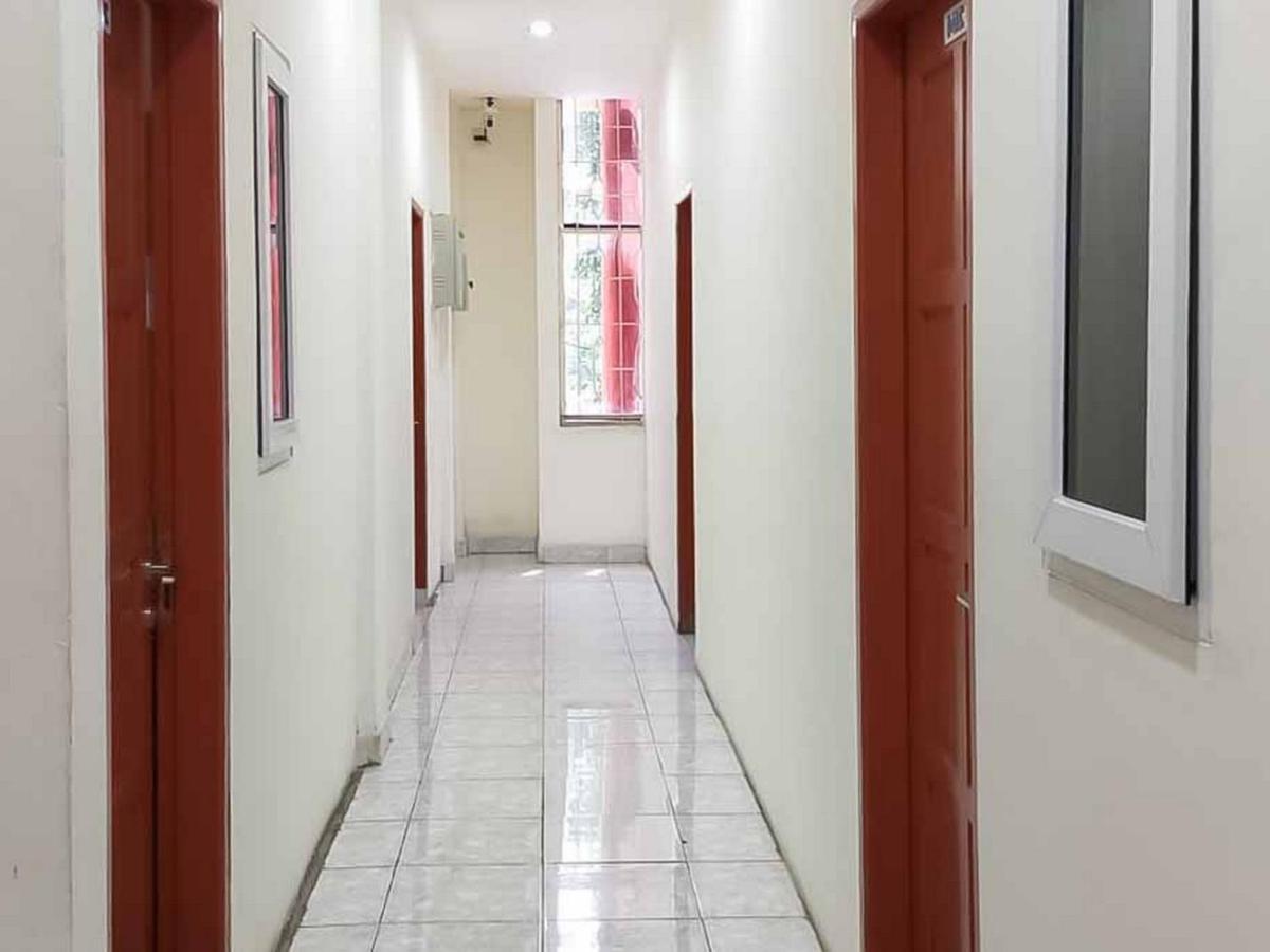 Отель Koolkost Syariah @ Jalan Tb Simatupang Medan Sunggal Экстерьер фото